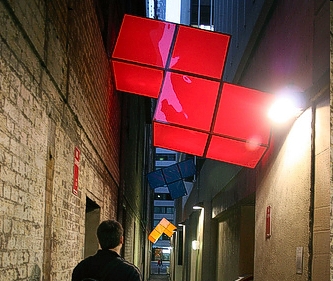 Tetris bringt Licht in dunkle Gassen