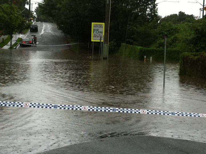 Live aus Brisbane - Nachmittagsflut hat Southbank und West End geflutet - Update #5