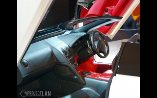 Auch Autos und Car-Tuning sind ein großes Thema auf der Internationalen Funkausstellung in Berlin. In dieser Galerie findet ihr alles, was des deutschen liebstes Kind betrifft - von der JBL-Endstufe bis zum Navigationsgerät.