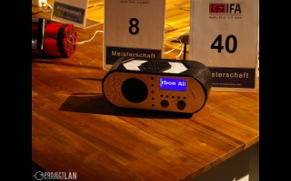 Die IFA CaseCon Championship setzt in der Hauptkategorie auf komplette Eigenbauten von Computergehäusen (sog. CaseCons). Die CE-Mods sind eine absolute Weltneuheit und bilden die diesjährige Sonderkategorie der IFA CaseCon Championship. Mit CE-Mods sind Umbauten oder komplette Neubauten von handelsüblichen Geräten aus der Unterhaltungselektronik gemeint. Vom Fernseher bis zum Mobiltelefon, vom Videorekorder bis zum Radio – alles darf gemoddet werden. Der Fantasie sind keinerlei Grenzen gesetzt. Die einzige Bedingung lautet auch hier: Das Gerät muss weiter funktionstüchtig sein.