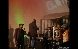 Mit einer glanzvollen Gala wurde am 30. August 2007 im Berliner Palais am Funkturm die IFA 2007 eröffnet. In exklusivem Ambiente feierten rund 600 geladene Gäste aus Politik, Wirtschaft und Entertainment.