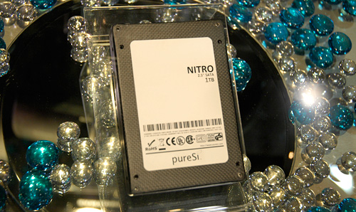 Puresilicon: SSD Festplatte mit 1 Terabyte Speicher