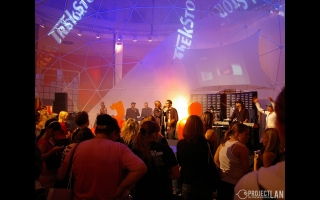 Mit einer glanzvollen Gala wurde am 30. August 2007 im Berliner Palais am Funkturm die IFA 2007 eröffnet. In exklusivem Ambiente feierten rund 600 geladene Gäste aus Politik, Wirtschaft und Entertainment.