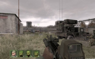 ARMA 2 bietet eine weitverzweigte Kampagne, die du als Spieler vorantreibst und durch deine Entscheidungen beeinflusst. Gewinne das Vertrauen einer bevorzugten Kriegspartei - oder spiele diese gegen eine andere aus. Deine Wahl wird die Zukunft des Landes verändern. Du kannst darüber entscheiden, welche Fraktion an die Macht kommt oder ob überhaupt keine siegreich sein wird. Wirst du einen stabilen Frieden etablieren können? Oder einen noch schlimmeren Krieg auslösen?