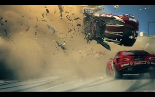 Split Second schaut auf den ersten Blick wie ein Burnout-Remake aus, verspricht aber, sich mit einigen interessanten Features abzuheben. Die größte Besonderheit von Split/Second ist sicher die Tatsache, dass die TV-Show durch "explosive" Ereignisse etwas spannender gestaltet wird. So sollt ihr gegnerische Fahrer nicht nur von der Piste stoßen, ebenso müsst ihr flott reagieren - wenn z.B. TV-Kulissenteile plötzlich gesprengt werden. Da fliegen dynamisch Bauwerke in die Luft, blockieren die Strecke oder es entstehen urplötzlich neue Alternativrouten.