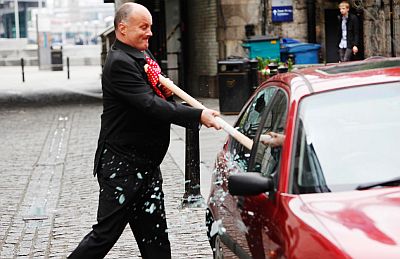 Red Faction Guerilla: Zum Verkaufsstart Autos in London zerstört