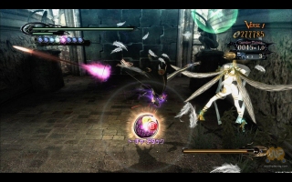 Wie Sega stolz verkündet, wurde das bereits in Japan veröffentlichte Bayonetta auf der Xbox 360 von der Famitsu mit 40 von 40 Punkten bedacht - eine Wertung, die das seit 1986 bestehende Magazin bisher nur elf anderen Spielen zuteil werden ließ. Die nicht von Platinum Games, sondern von Sega selbst produzierte PS3-Umsetzung musste sich mit immer noch beachtlichen 38 von 40 Punkten zufrieden geben.
