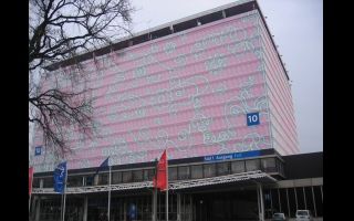 Das Mädchen Haus ! :D