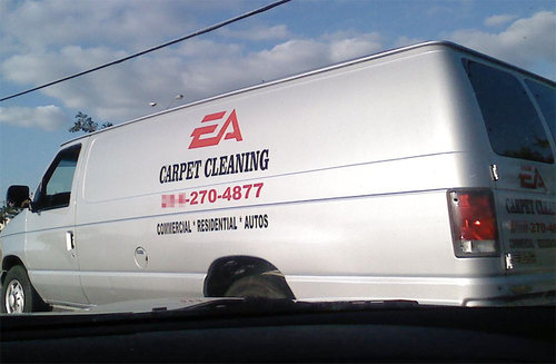 Electronic Arts reinigt Teppiche