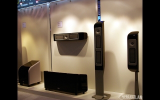 Hier findet ihr Bilder zu den ausgestellten Audio-Produkten der Internationalen Funkausstellung in Berlin. Darunter sind namhafte Hersteller wie Creative Labs, Harman-Kardon, JBL, Terratec und Logitech.